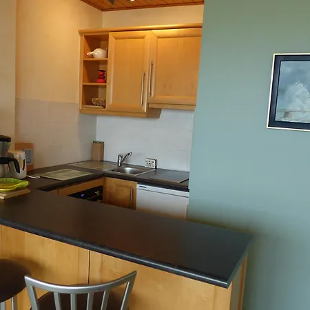 1 Chambre, 4 Pers, Parking Prive, Face Mer, Ecole De Voile - Fr-1-323-103