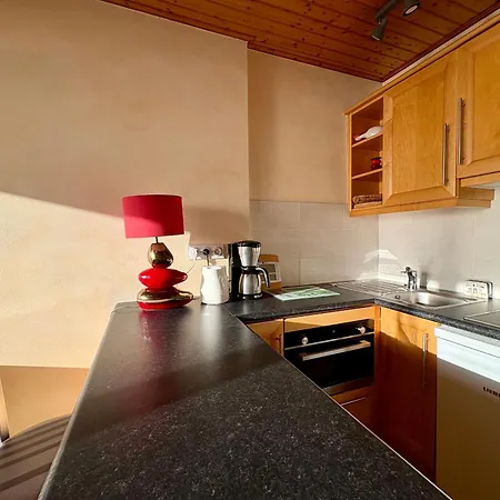 1 Chambre, 4 Pers, Parking Prive, Face Mer, Ecole De Voile - Fr-1-323-103 * Saint-Jean-de-Monts