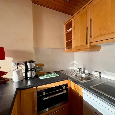 1 Chambre, 4 Pers, Parking Prive, Face Mer, Ecole De Voile - Fr-1-323-103 * Saint-Jean-de-Monts